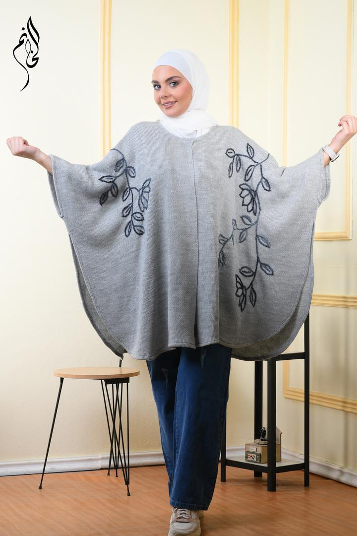 women Leaves design cape - Hover