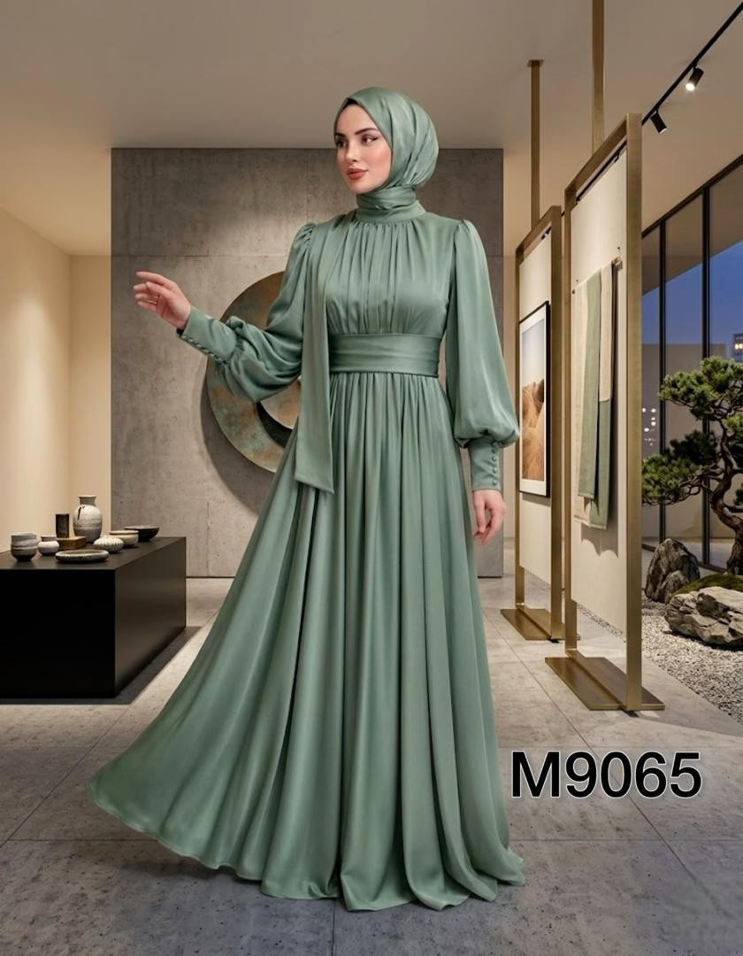 M9065 Royal dress in Zara satin Fabric