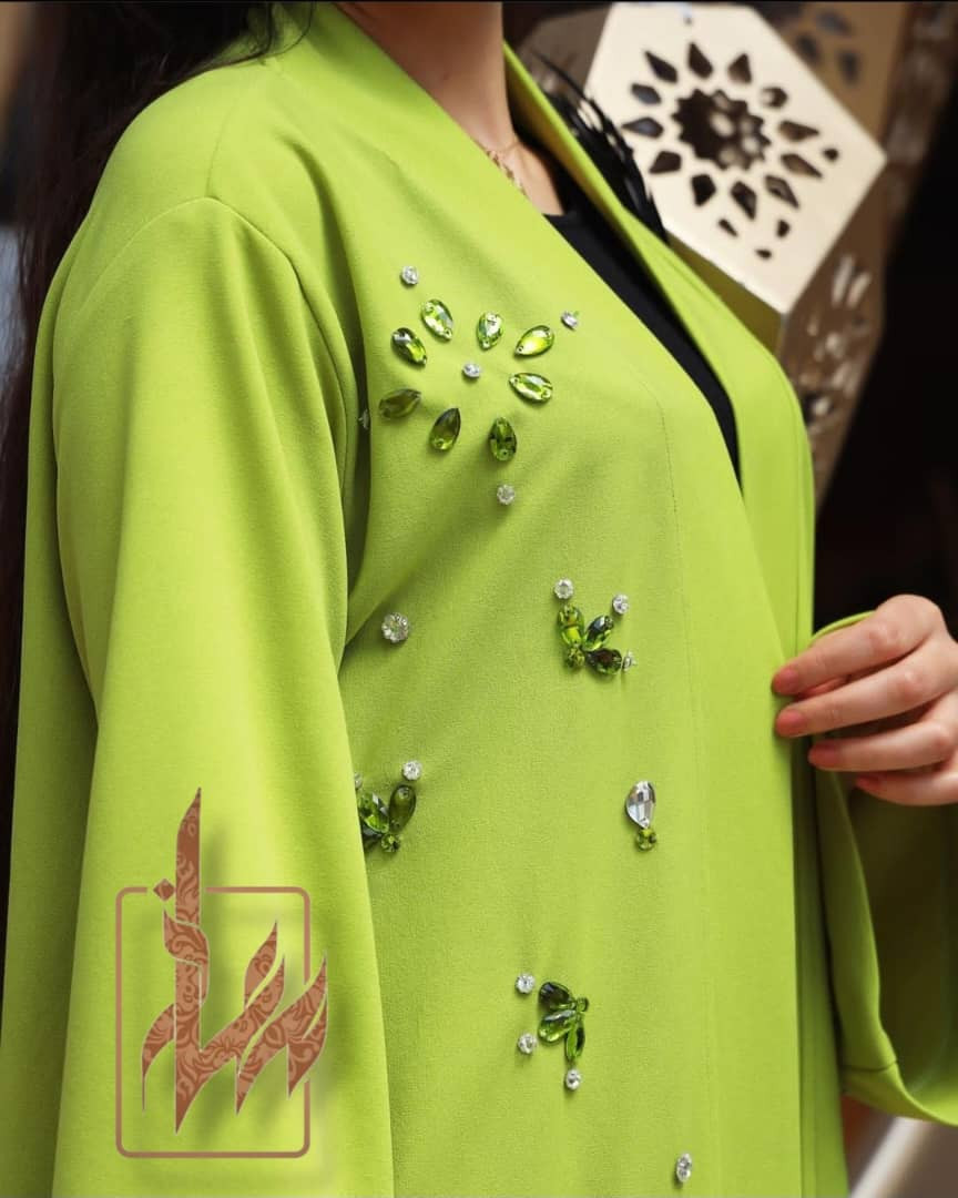 green long abaya with strass