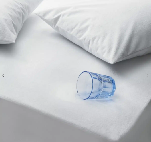 pillow protector - Hover