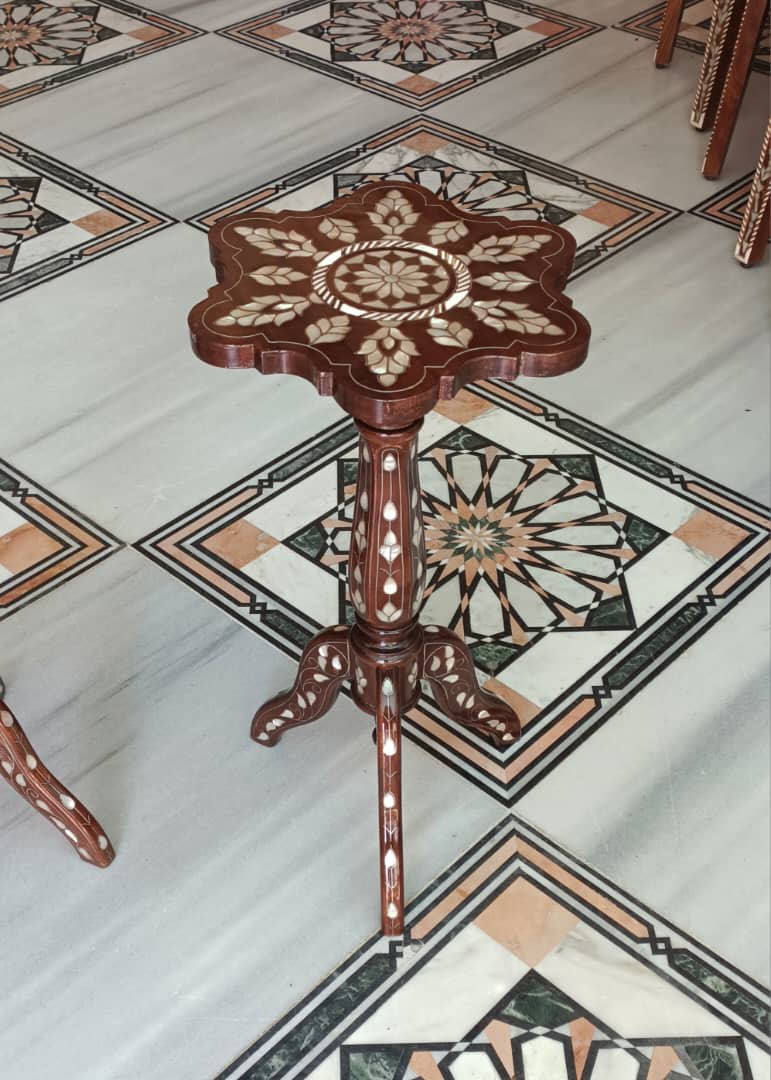 tea table wood with seashell