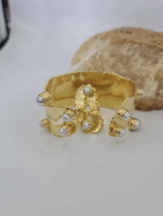 ‏Jewellery Cast Brass Pearl