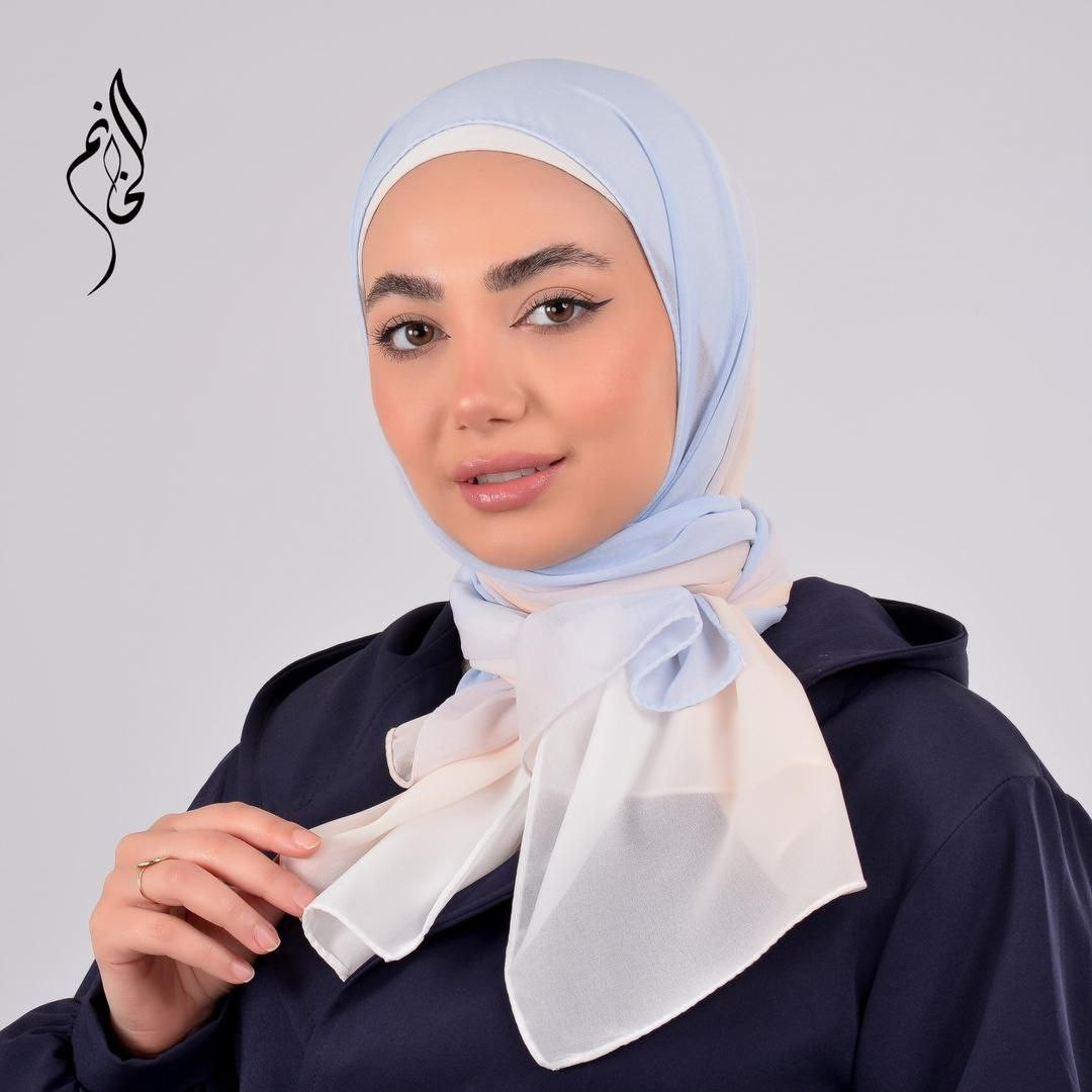 Gradient blue colors hijab - Hover